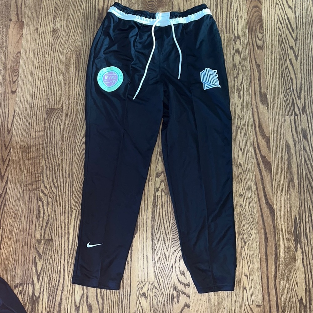EXCLUSIVE Nike Nationals 2022 Men’s Joggers EYBL